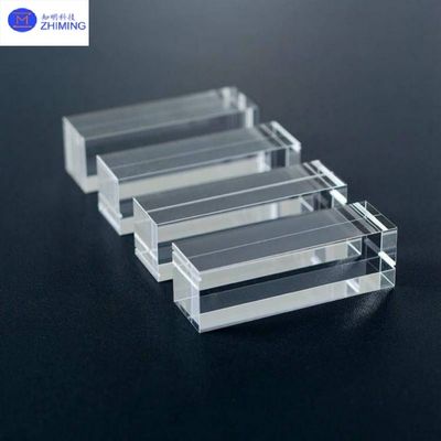 satın al Özel Kuvars Optik Cam Prizmi UV-Sınıflı Erimiş Silikon Düz Açı Prizmi Çevrimiçi üretim